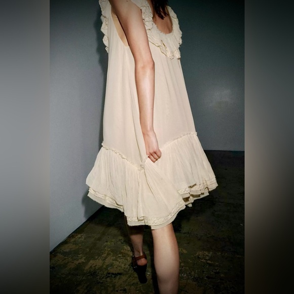 Zara Cream Ruffled Mini Dress - Picture 2 of 3
